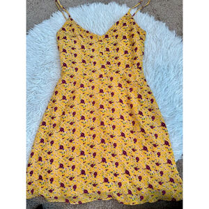 Forever 21 Small Yellow Floral Patterned Sundress with Fashionable Buttons